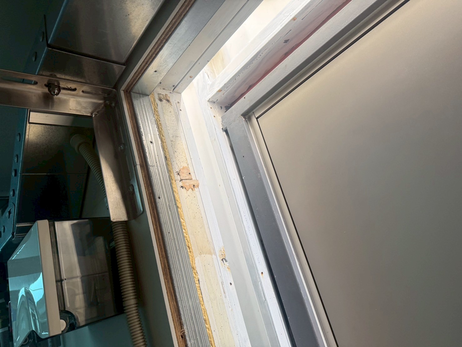 試作室板金工事