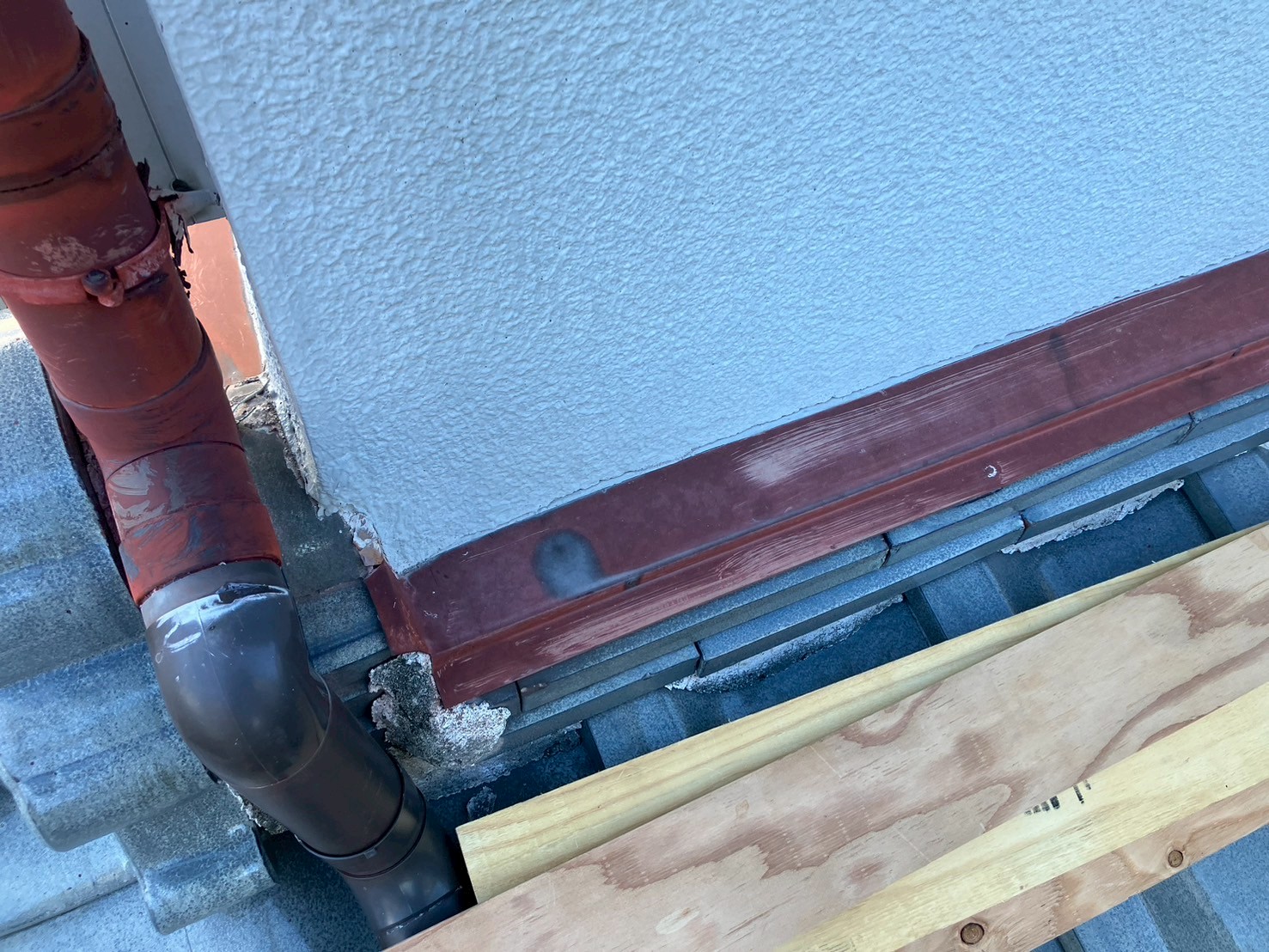 水切り取り付け工事