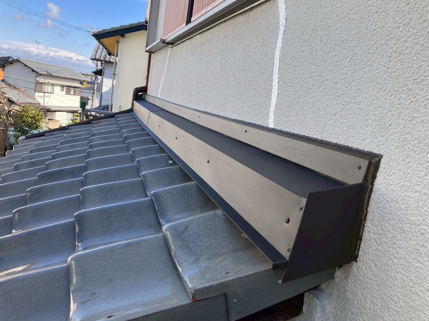 R8.1/29～1/31　熊取町　西井様　熨斗水切り取り付け、シーリング工事