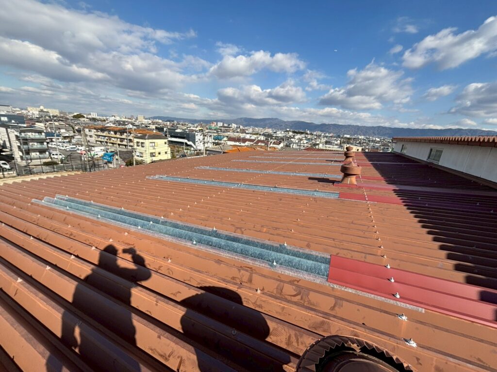 R8.1/7～1/30　東大阪市　O様　屋根修理、西面塗装工事