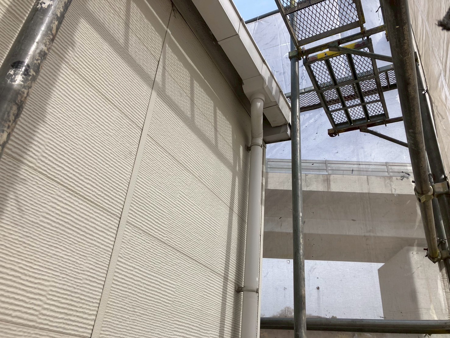 雨とい架け替え工事