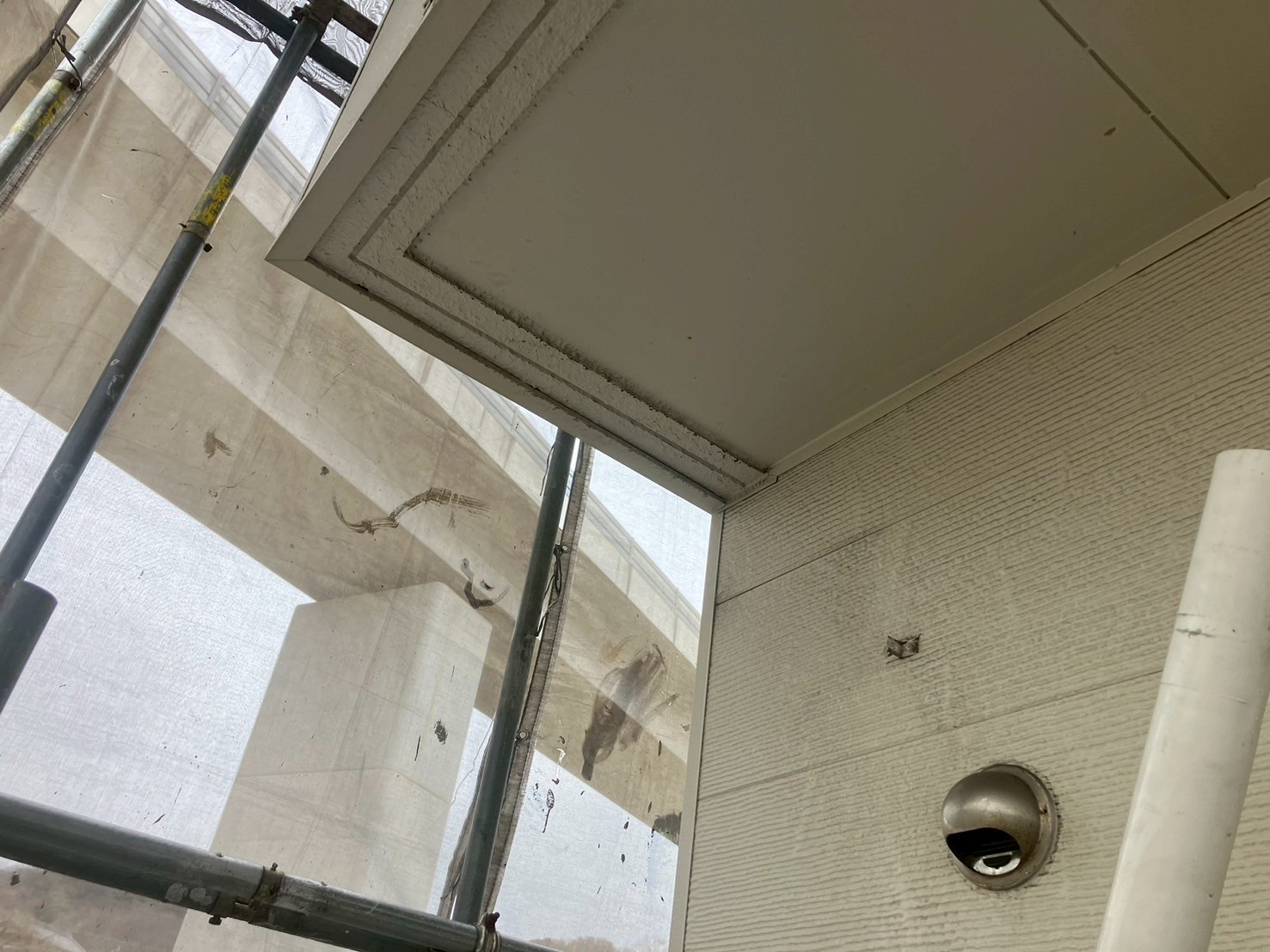 雨とい架け替え工事