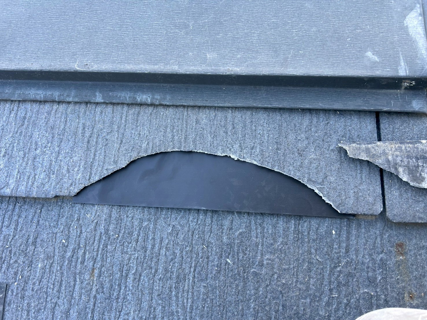 カラーベスト割れ補修