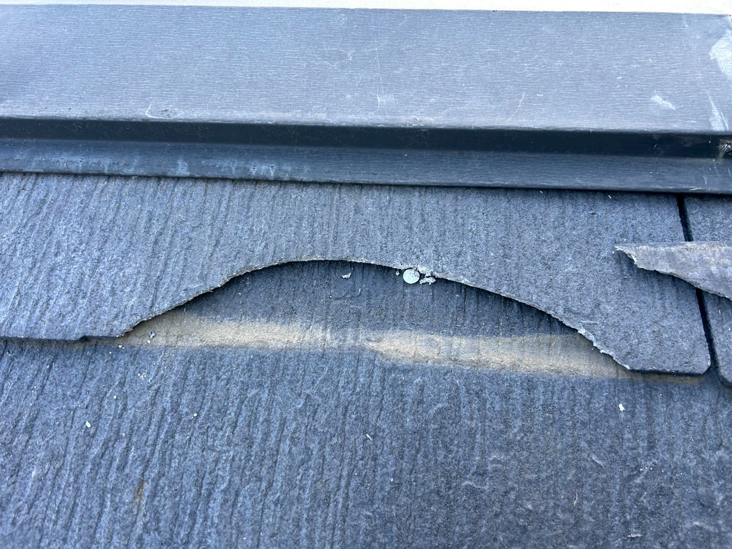 カラーベスト割れ補修