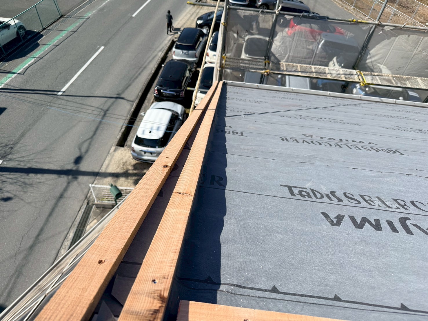 屋根カバー工事