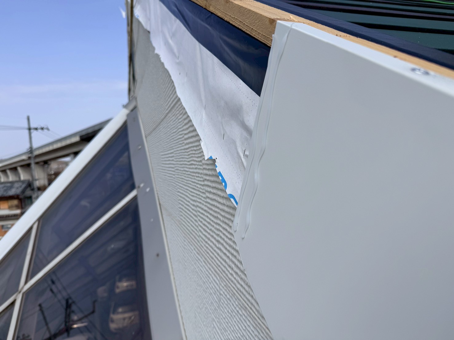 屋根カバー工事