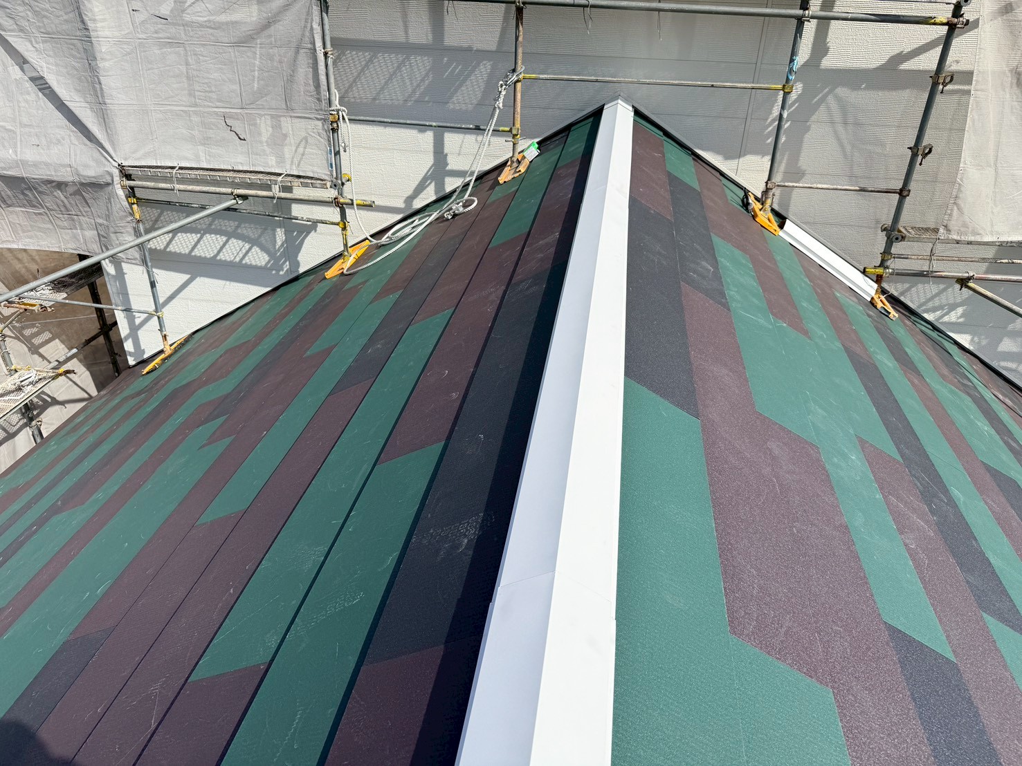 屋根カバー工事