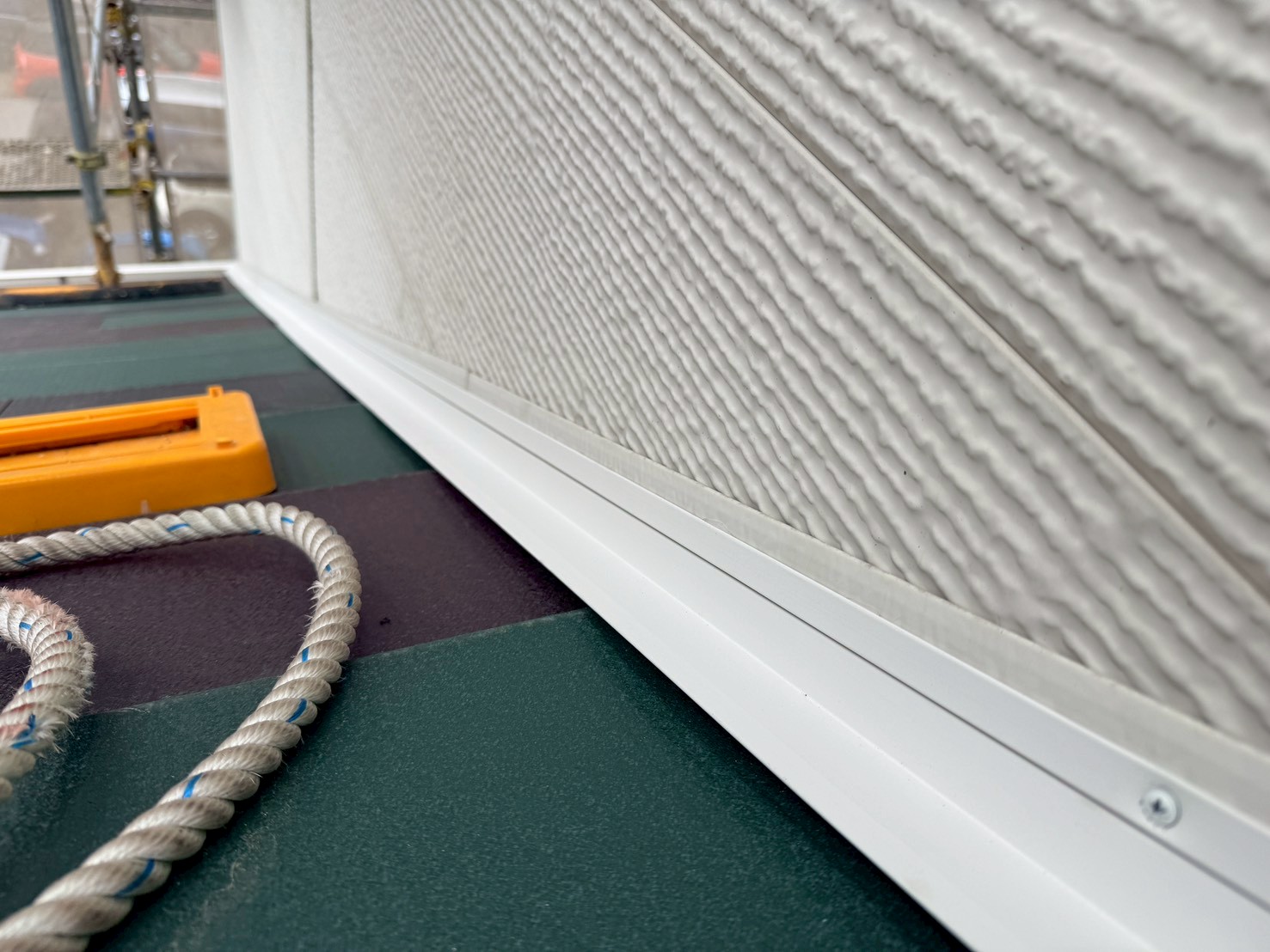 屋根カバー工事