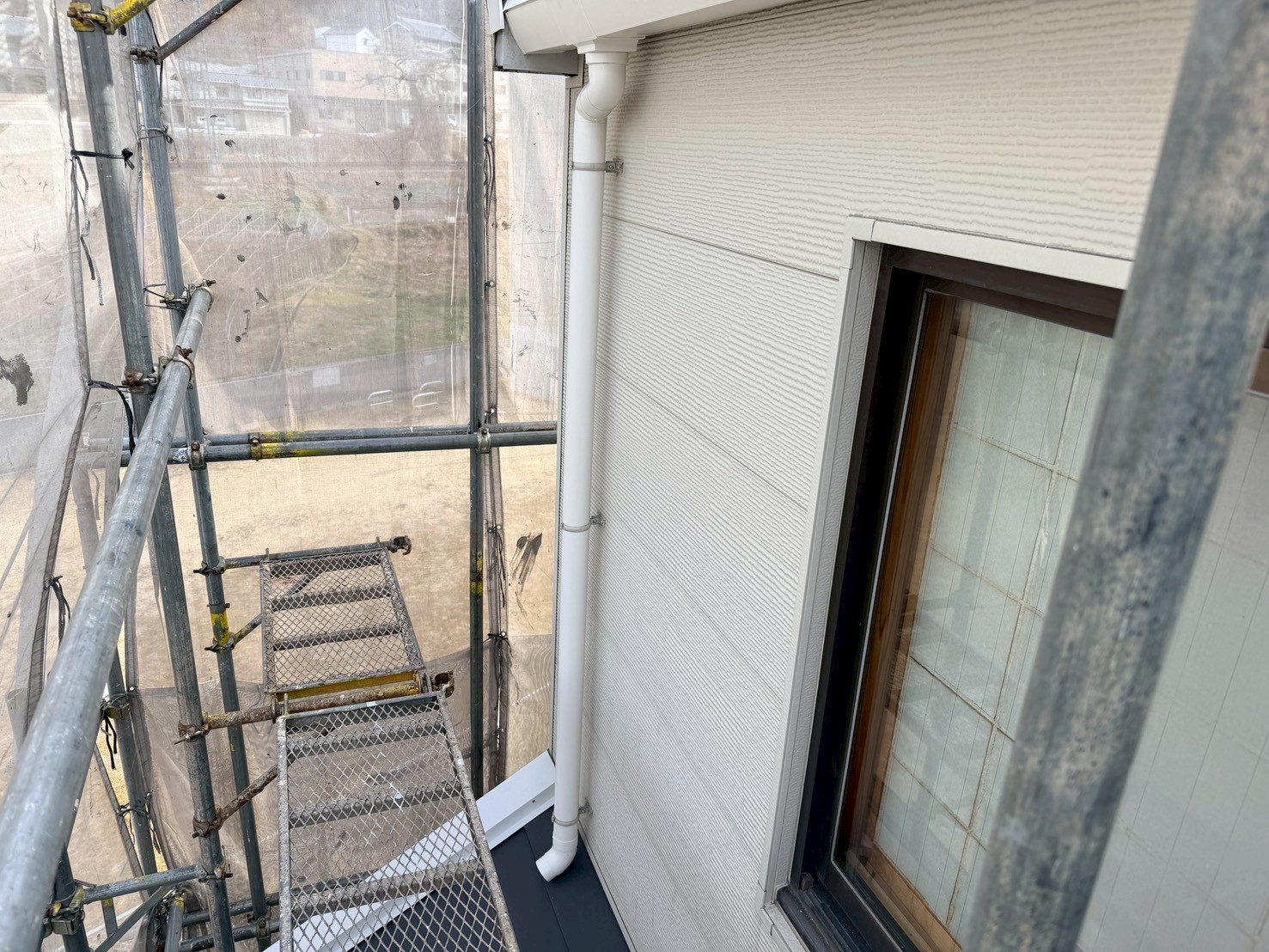 雨とい架け替え工事