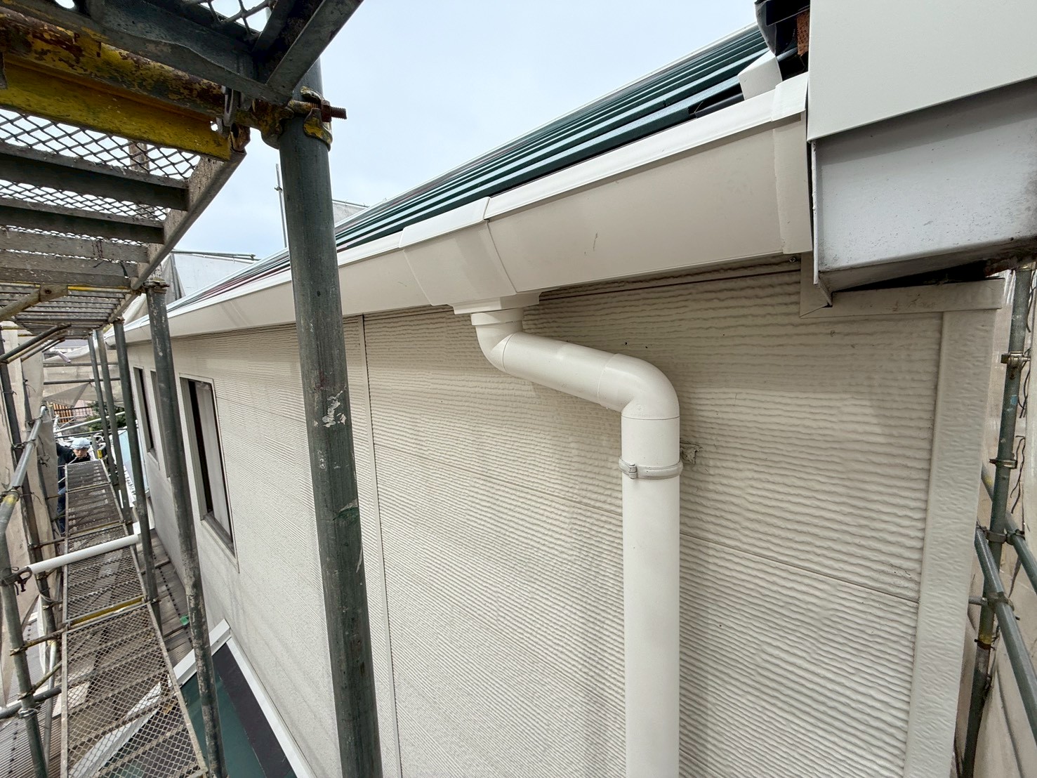 雨とい架け替え工事