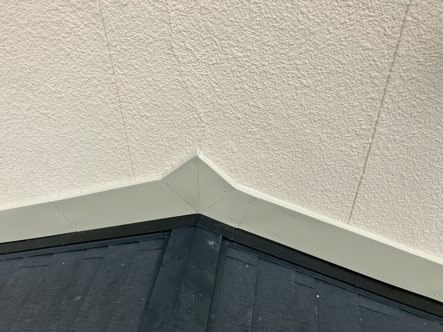 水切り取り付け工事