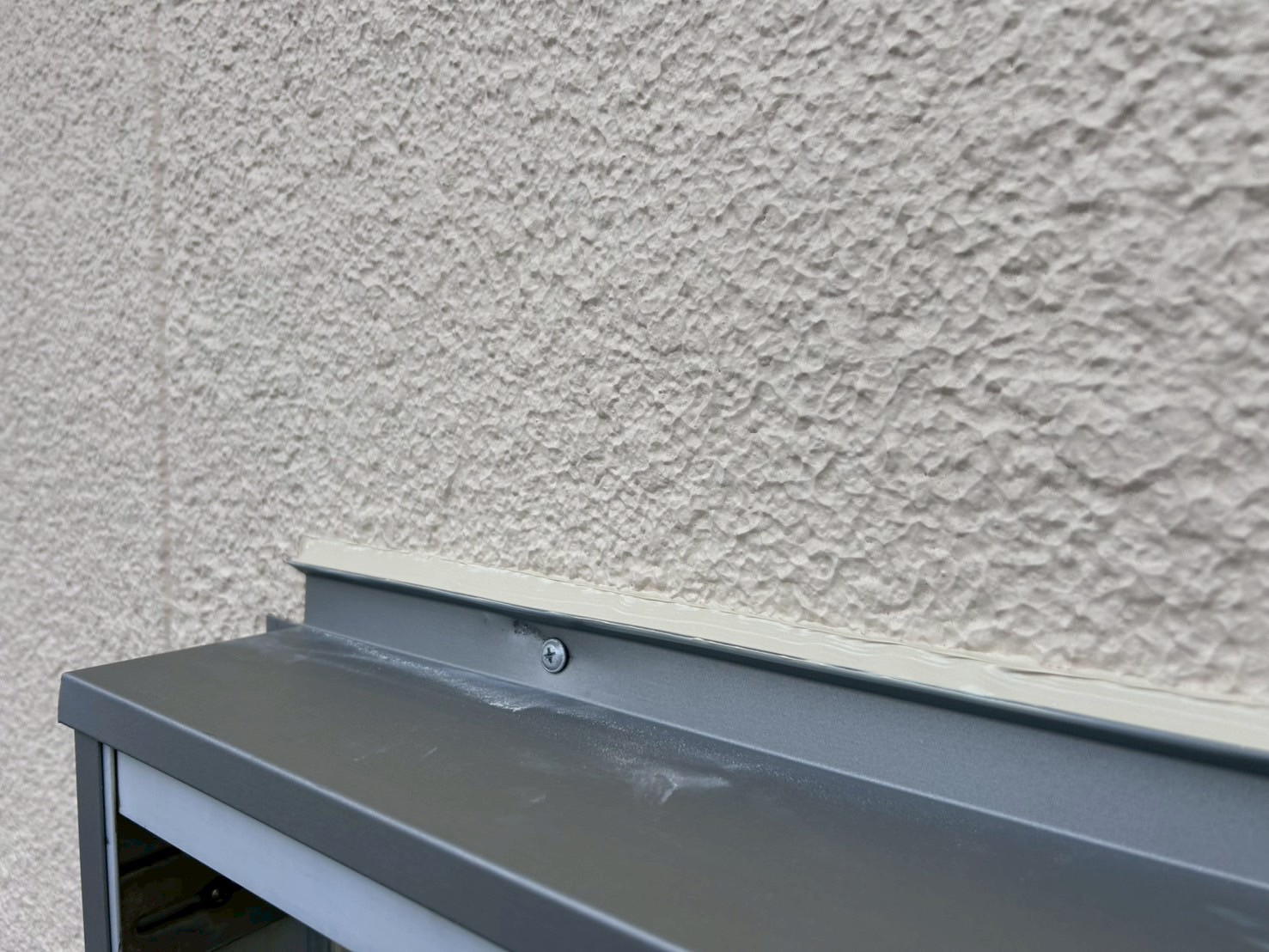 水切り取り付け工事