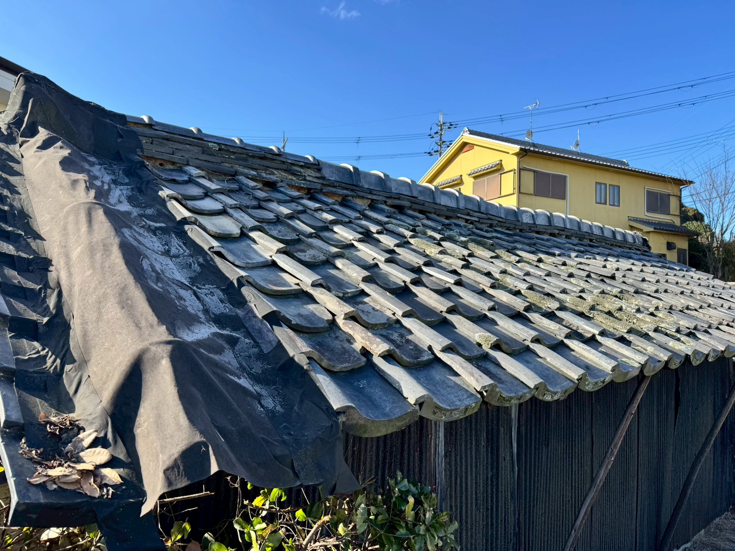 屋根粘着ゴムアス2重張り工事