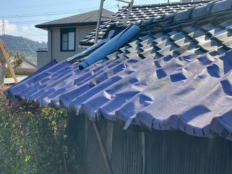 屋根粘着ゴムアス2重張り工事