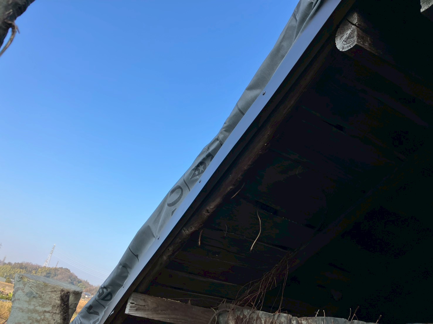 屋根粘着ゴムアス2重張り工事