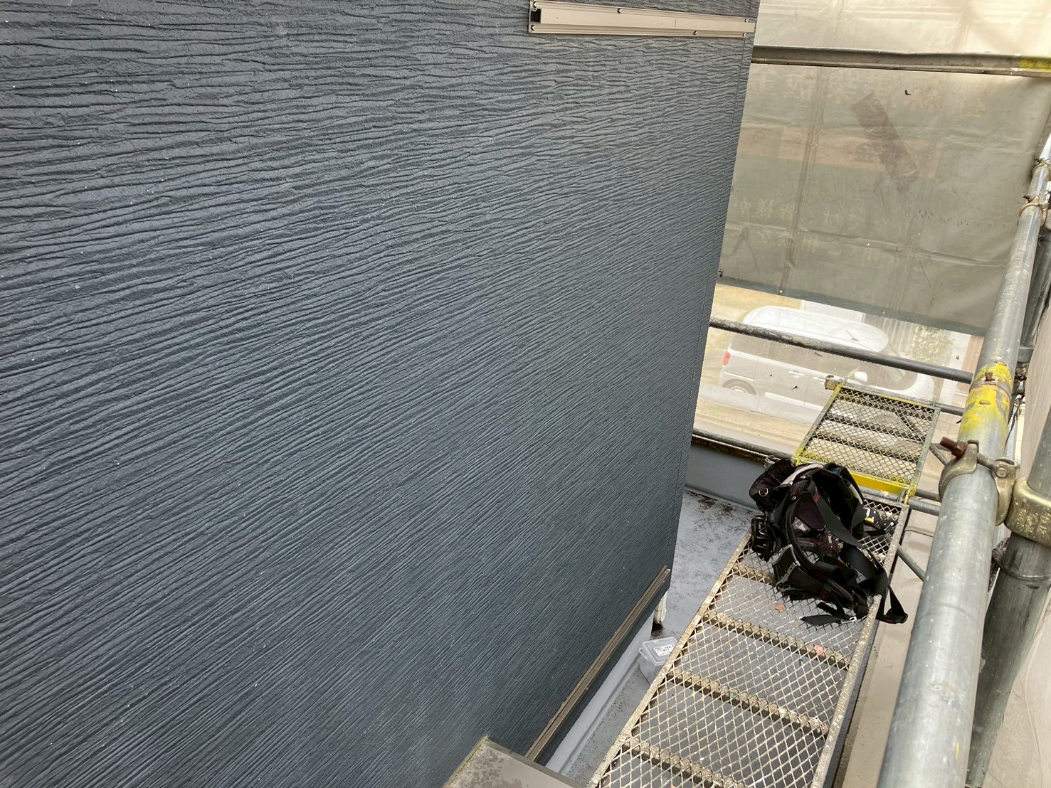 目隠し格子脱着作業