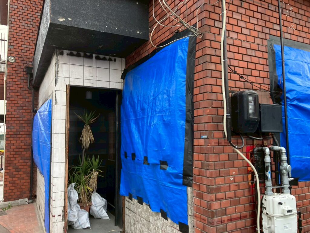 R8.3/23~3/24　羽曳野市　H様　外壁撤去工事