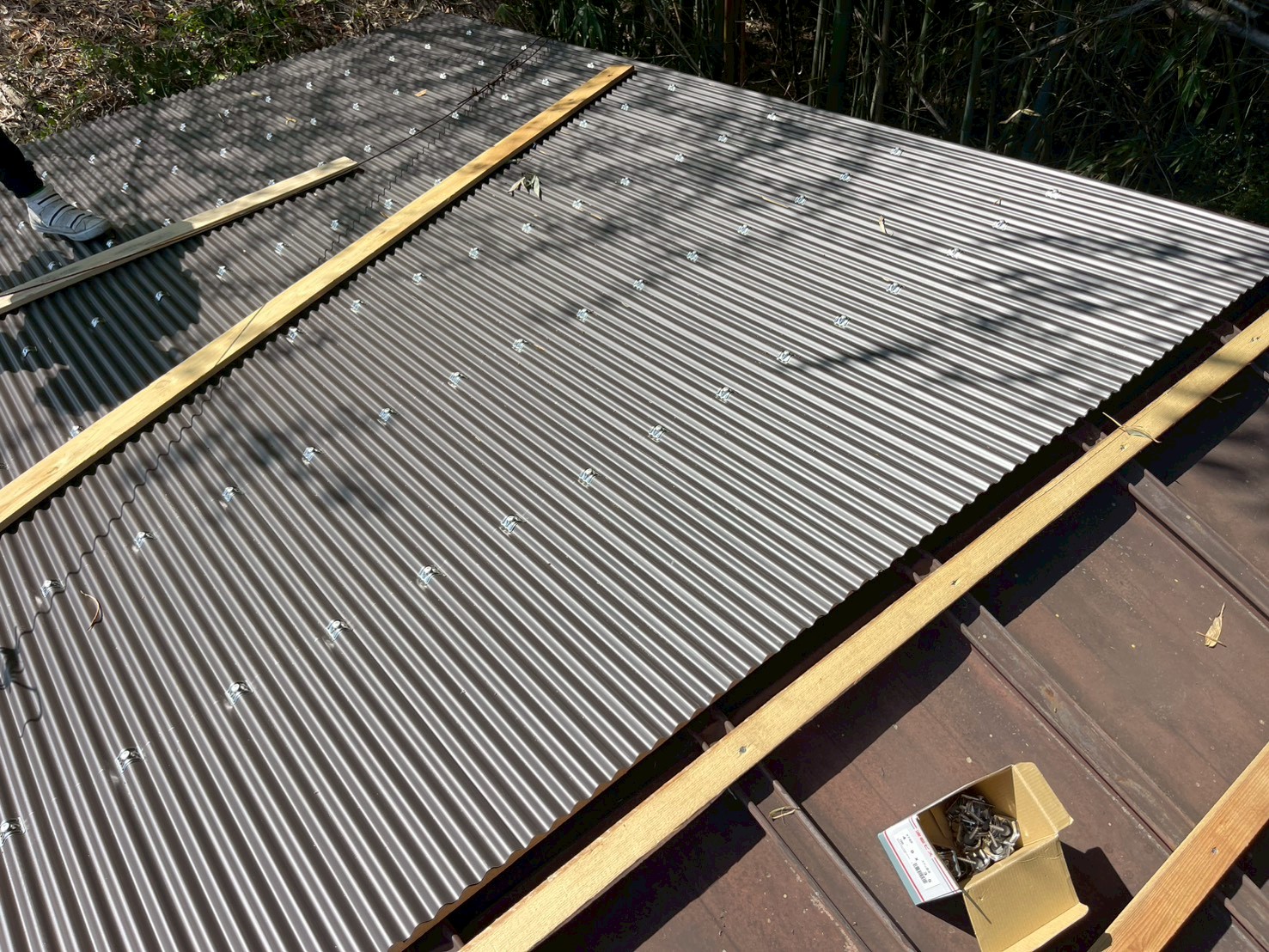 屋根カバー工事