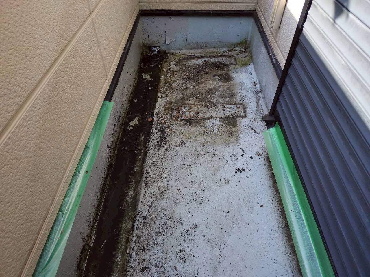 ベランダFRPトップ塗り替え