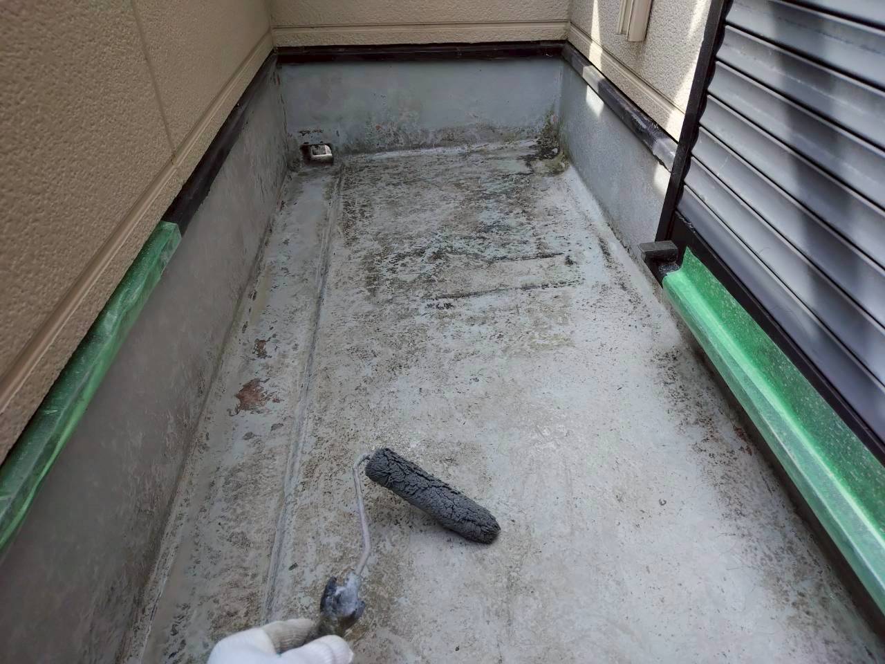 ベランダFRPトップ塗り替え