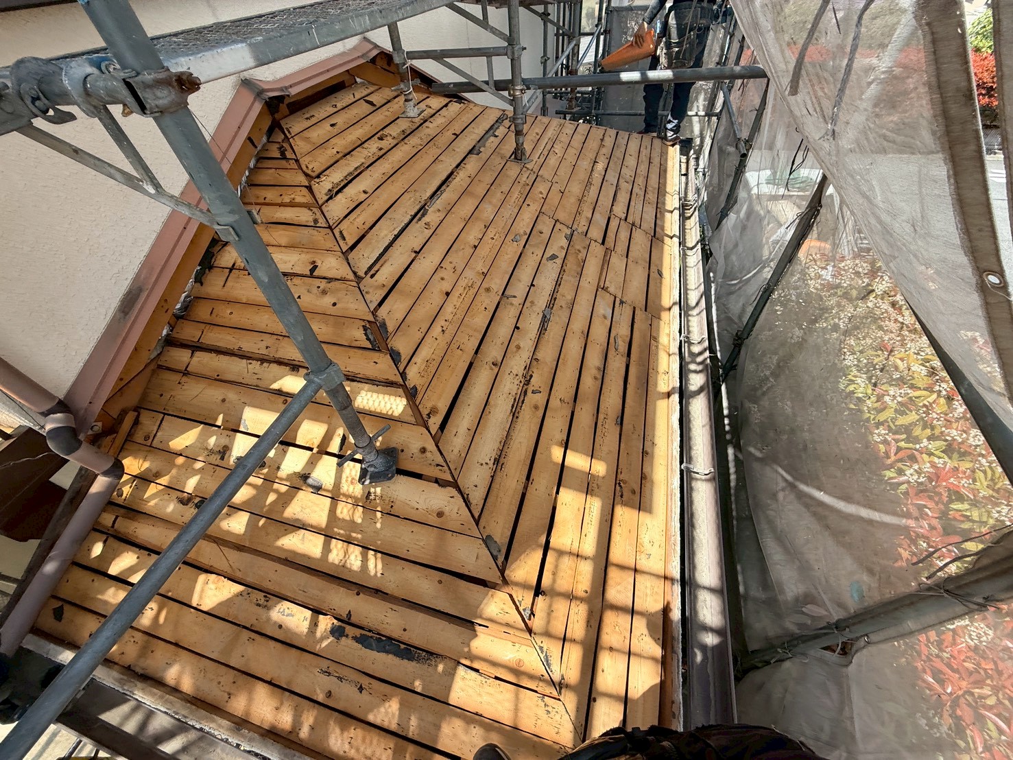 屋根葺き替え工事