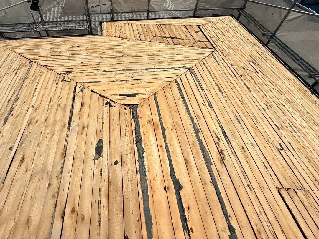 屋根葺き替え工事