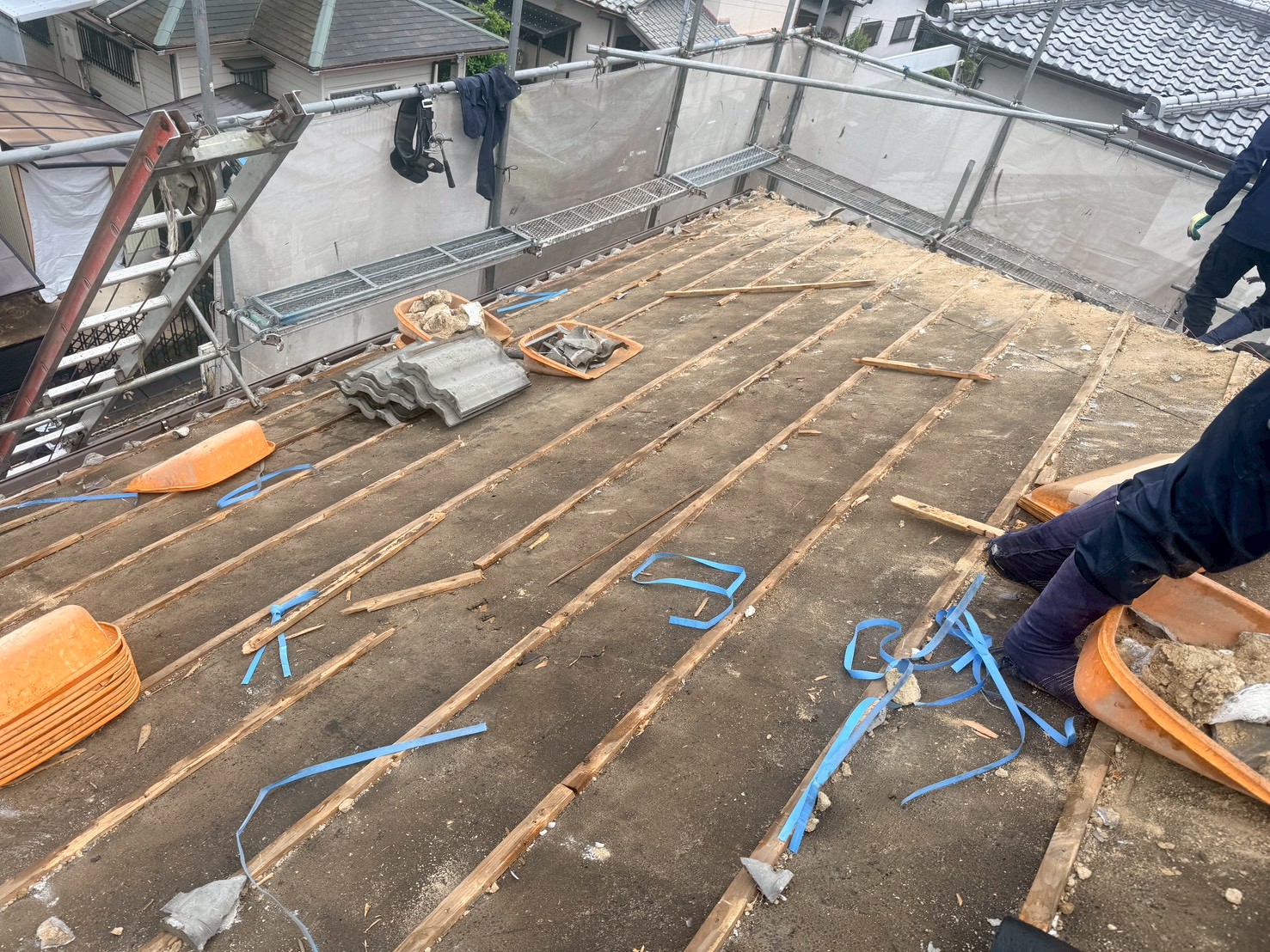 屋根葺き替え工事