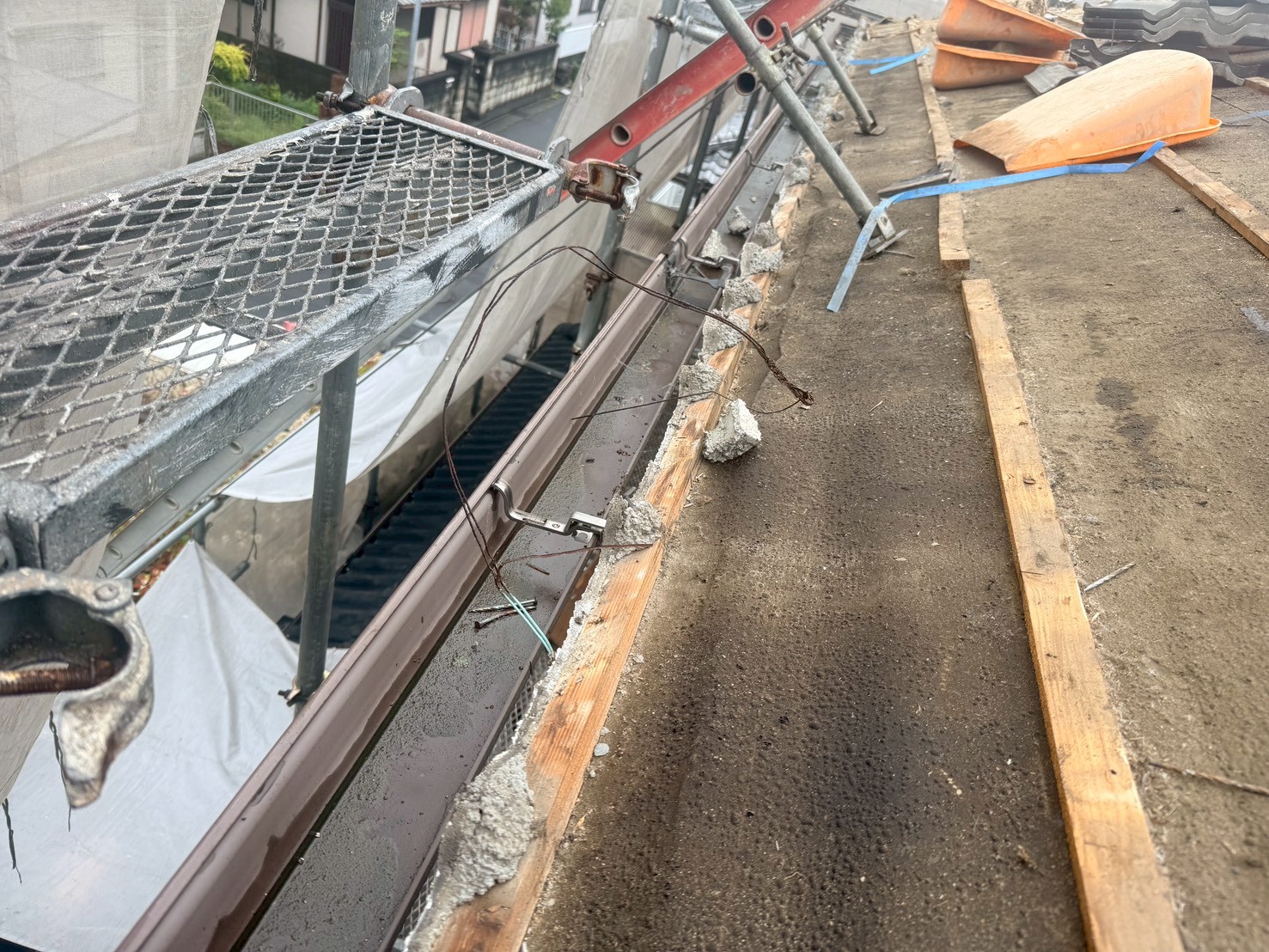 屋根葺き替え工事