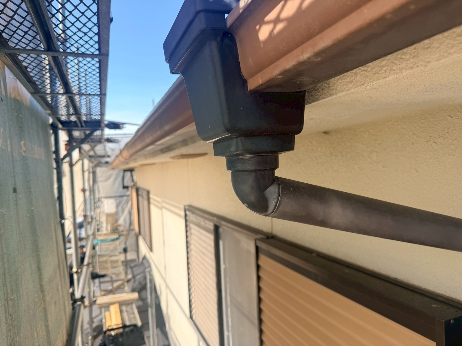 雨とい架け替え工事