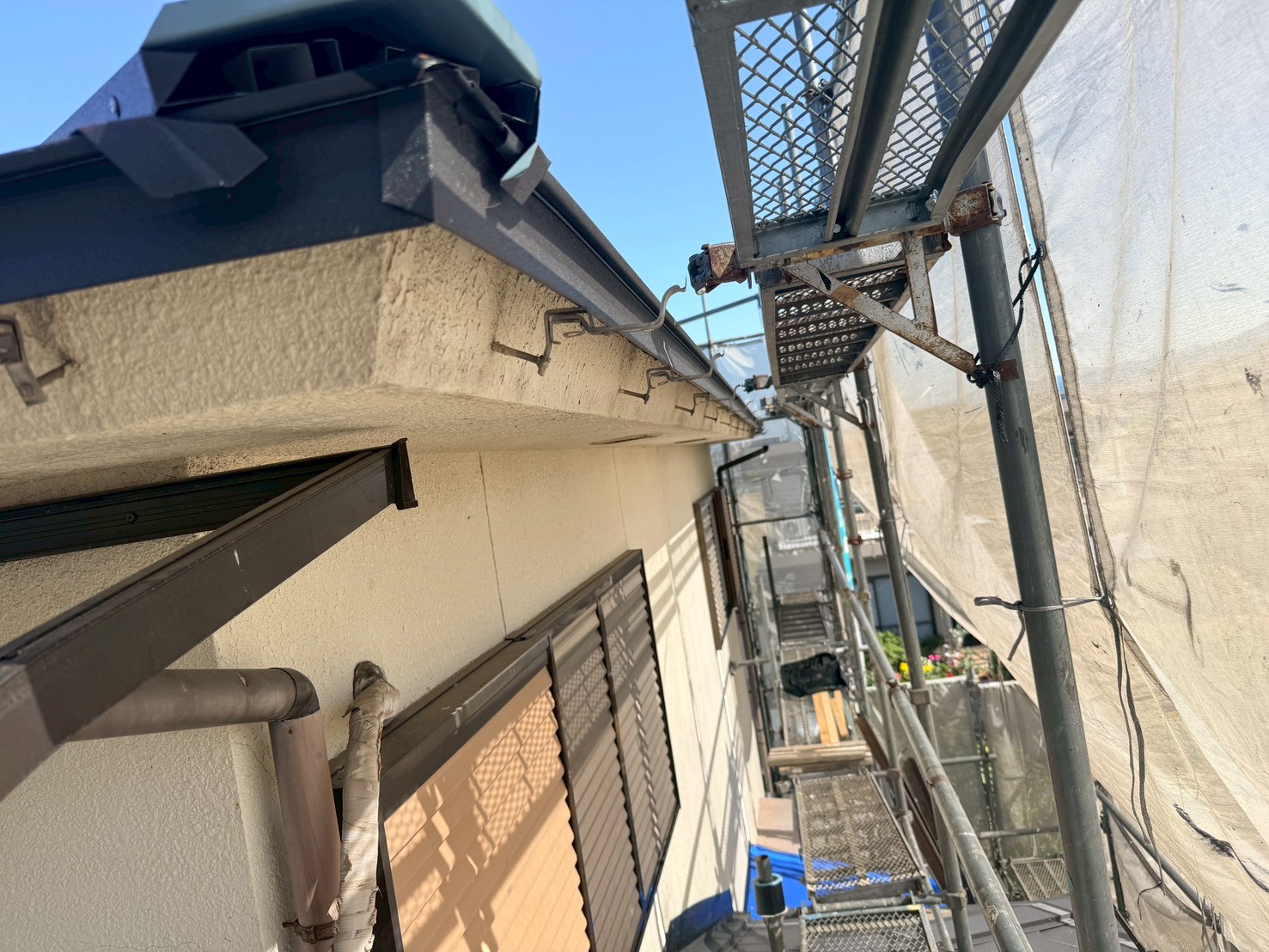 雨とい架け替え工事