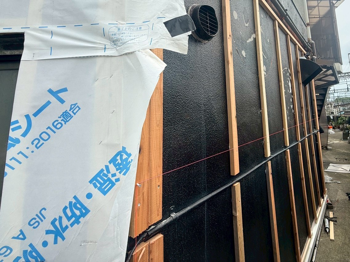 外壁カバー工事