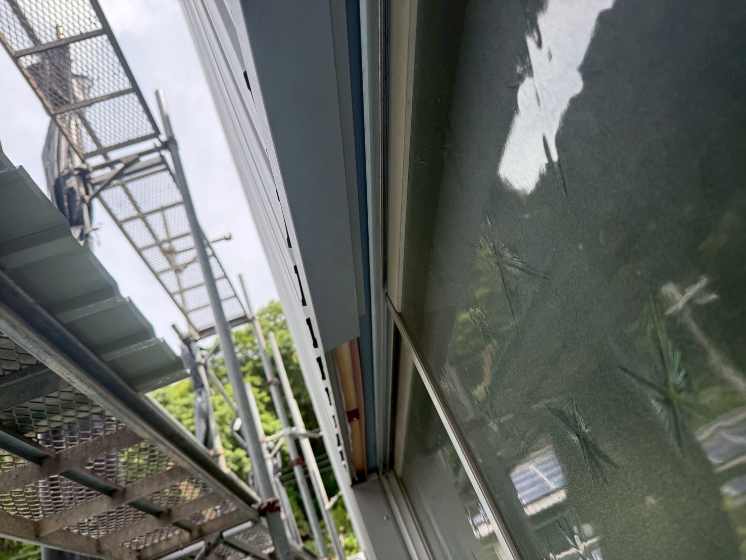 ガルバリウム角波工事