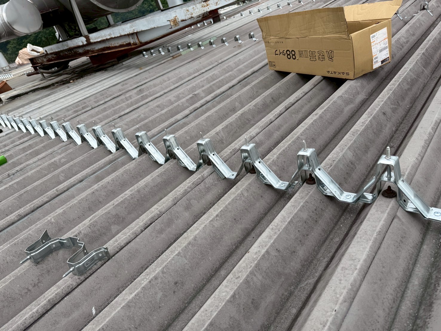 機械上雨漏り修理工事