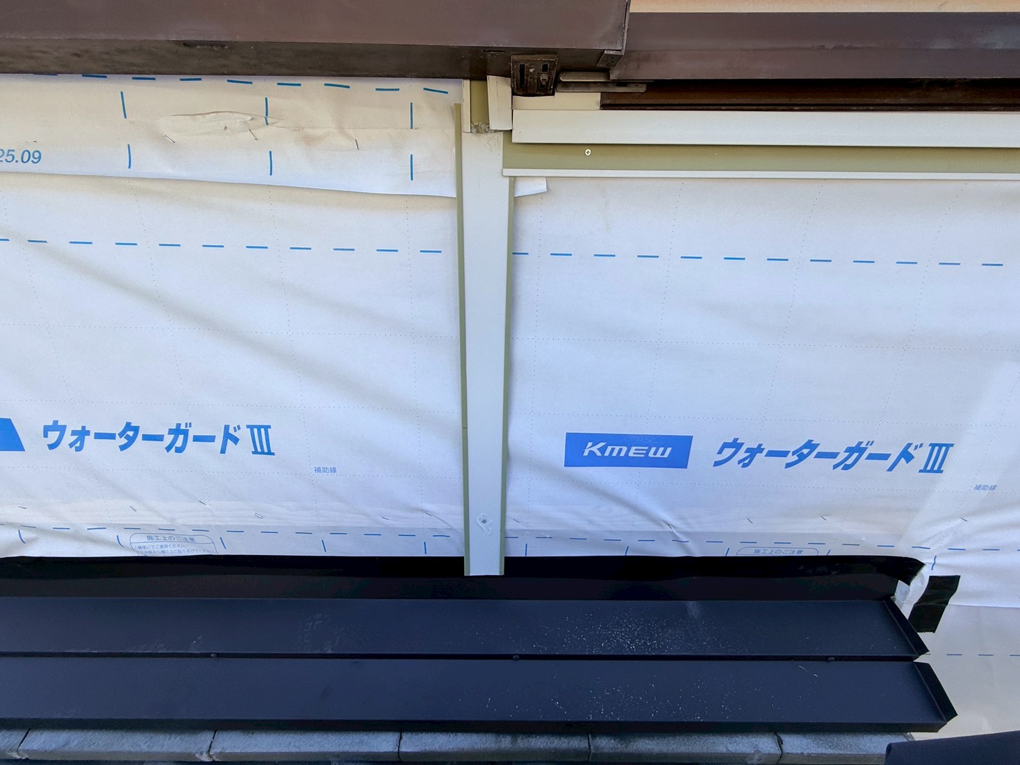 壁プリント鋼板カバー工事