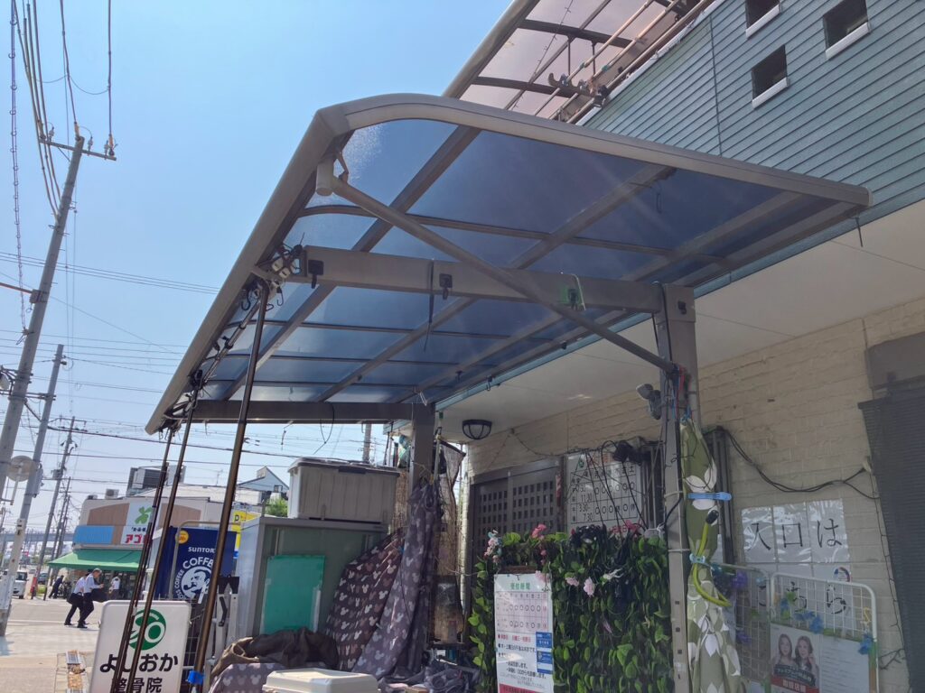 R8.7/23　大正区　吉岡様　ポリカ屋根張り替え工事