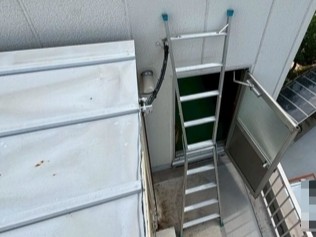コンテナ屋根工事