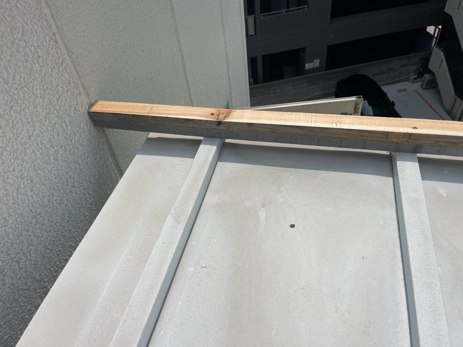 コンテナ屋根工事