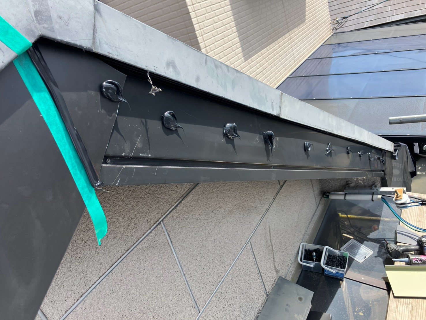 破風板板金製作及び取り付け工事