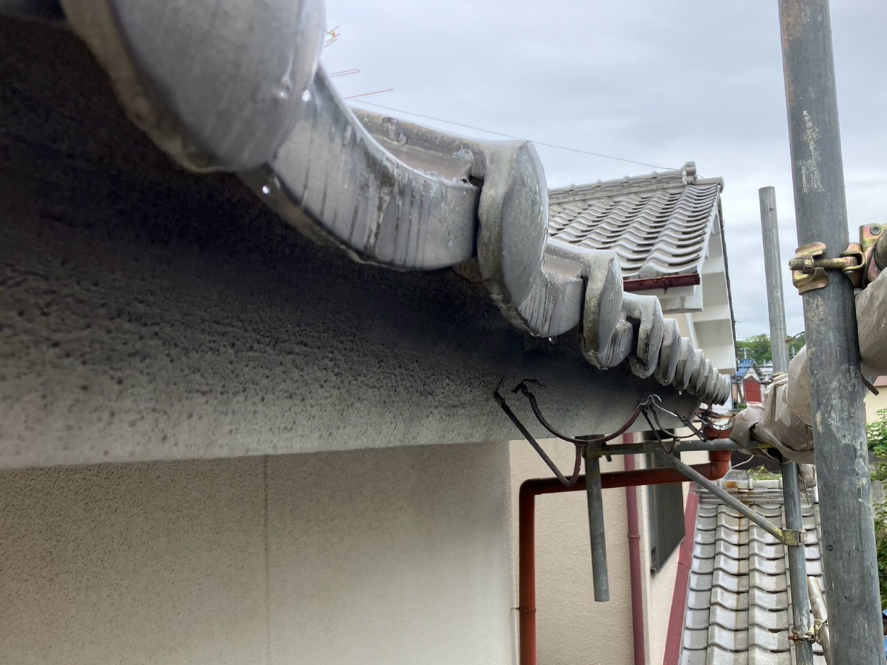 雨とい修理工事