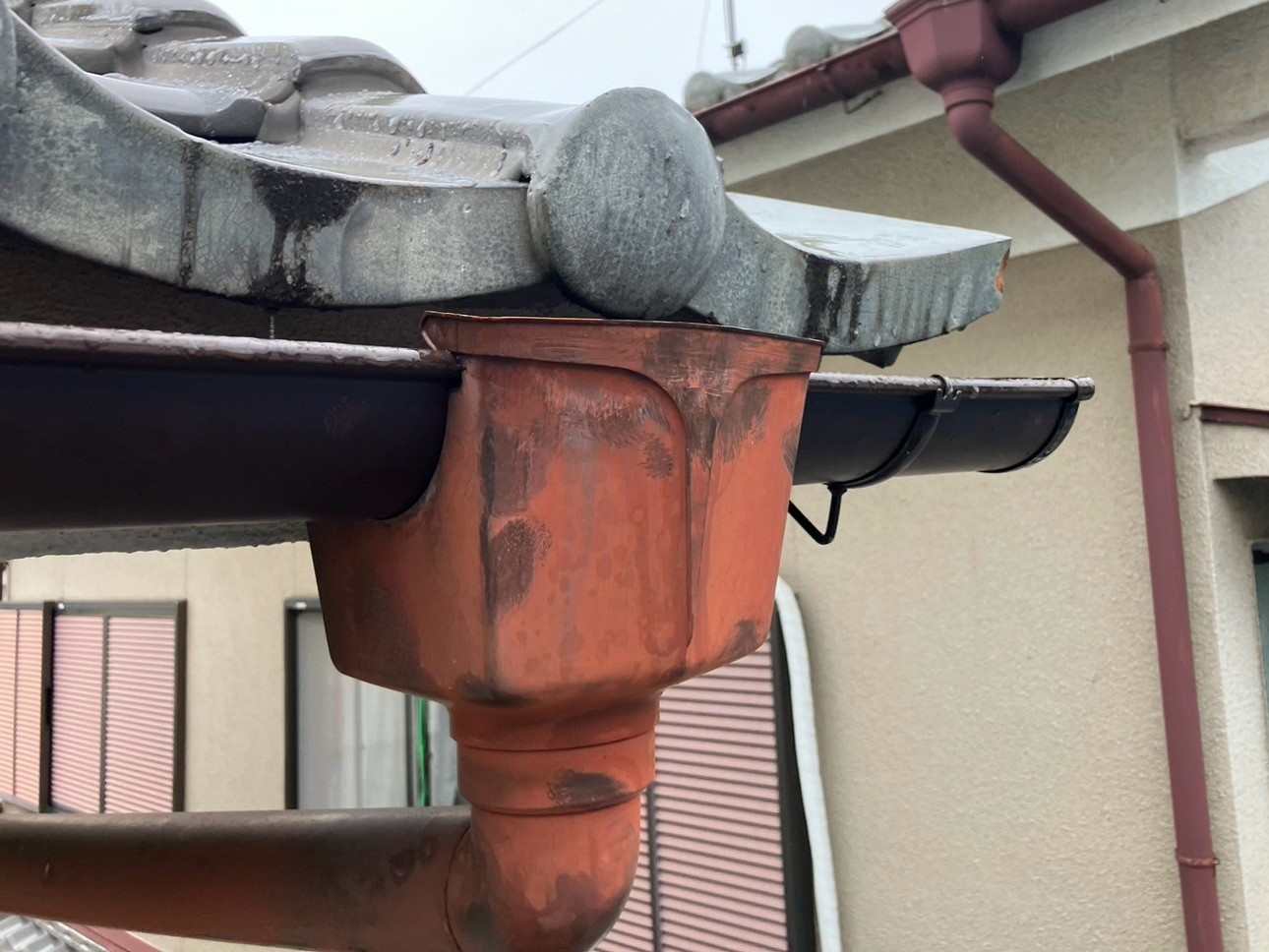 雨とい修理工事