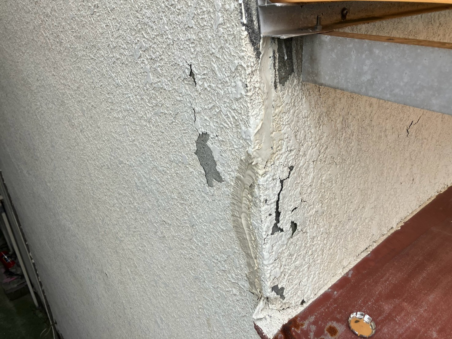 裏面クラック補修