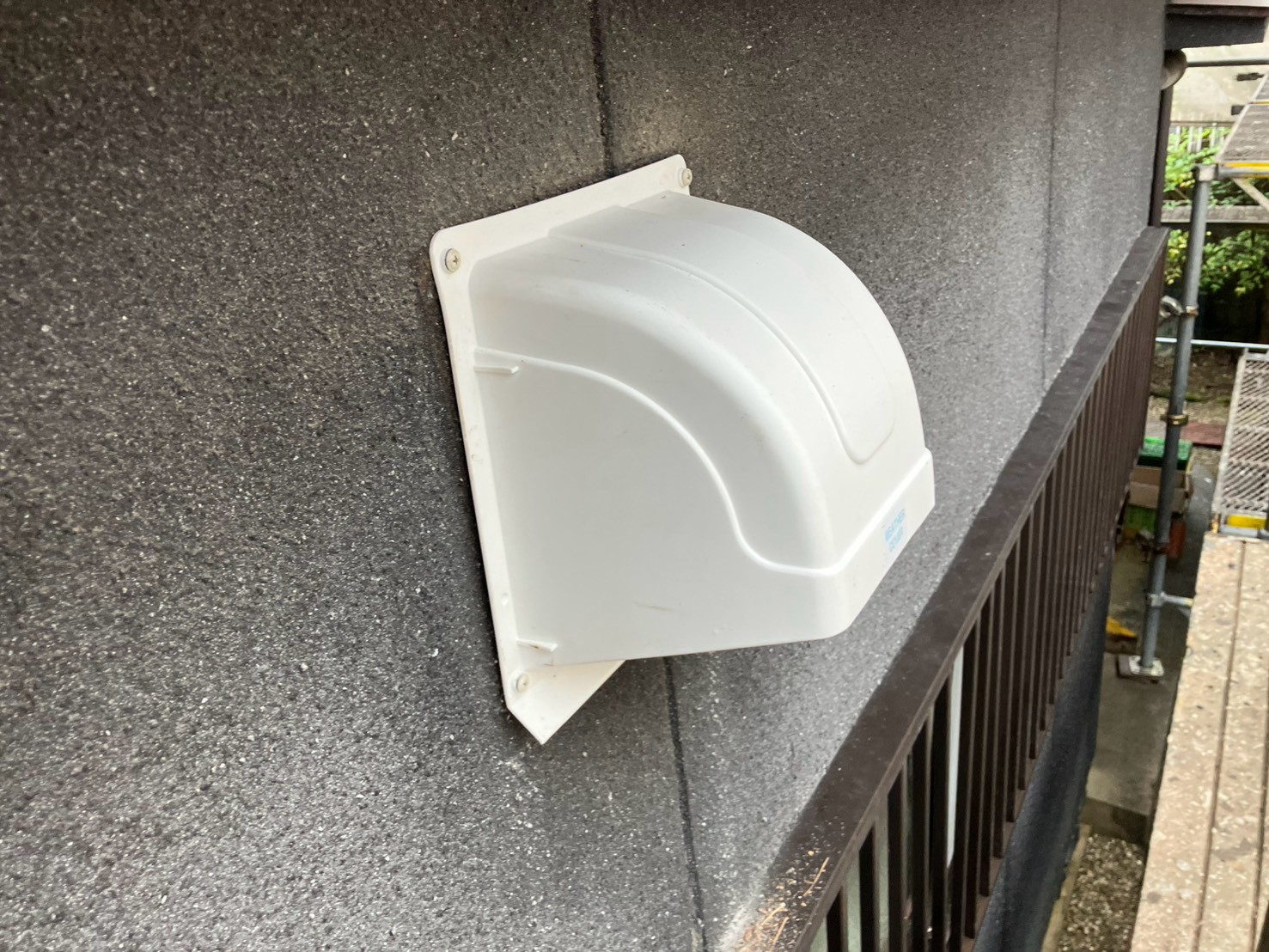 換気フード取り換え