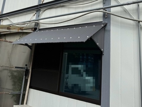 庇取り付け工事