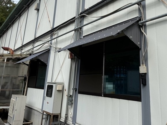 庇取り付け工事