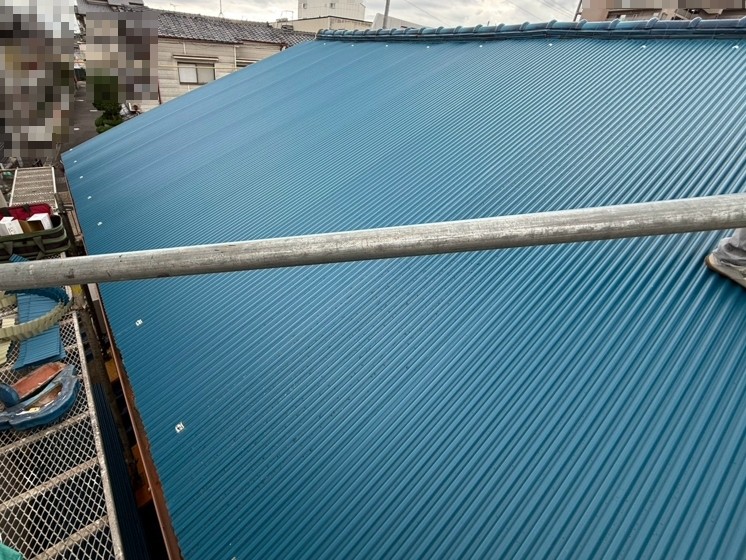 屋根カバー工事