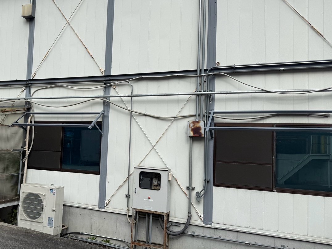庇取り付け工事