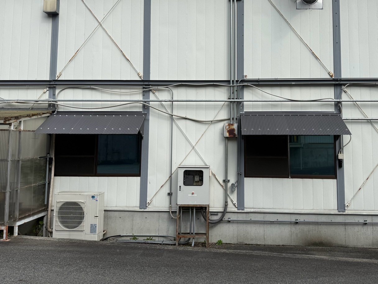 R8.10/19～10/20　奈良市　K様　庇取り付け工事