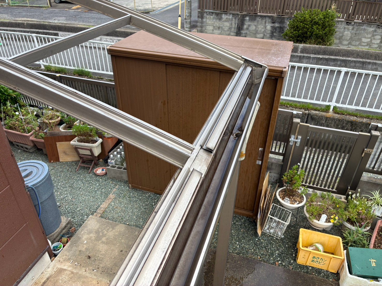 テラス屋根脱着工事