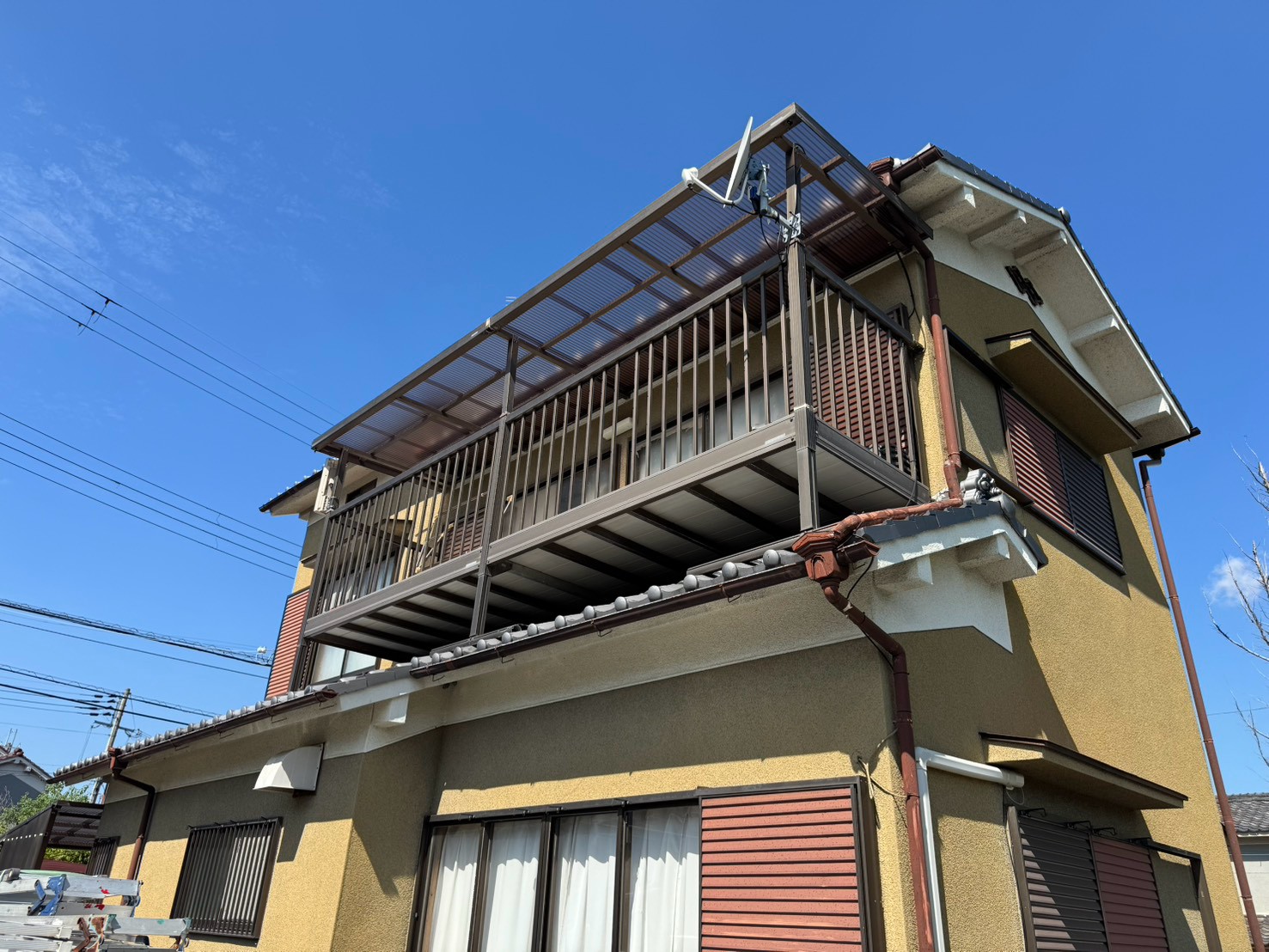 R8.9/23　天理市　Ｋ様邸　ポリカ張替え工事