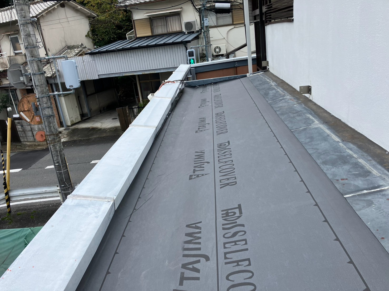 庇板金工事